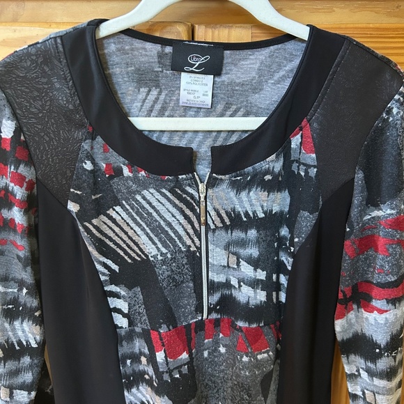 Libra Women's Shirt Top Black Red White Zipper Accent Stitching Size Small - Picture 5 of 5